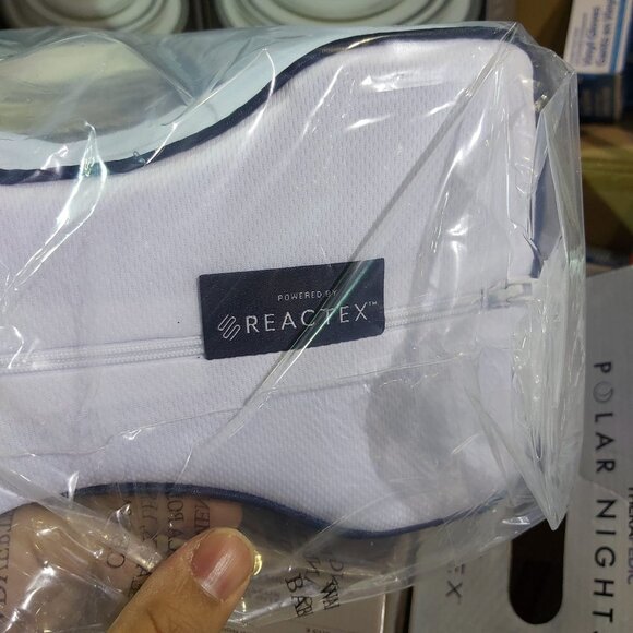 Therapedic Polar Nights Cooling Memory Foam Knee Pillow - Picture 9 of 12